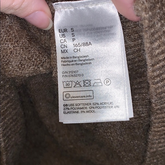 Soft knit sweater - Picture 3 of 3